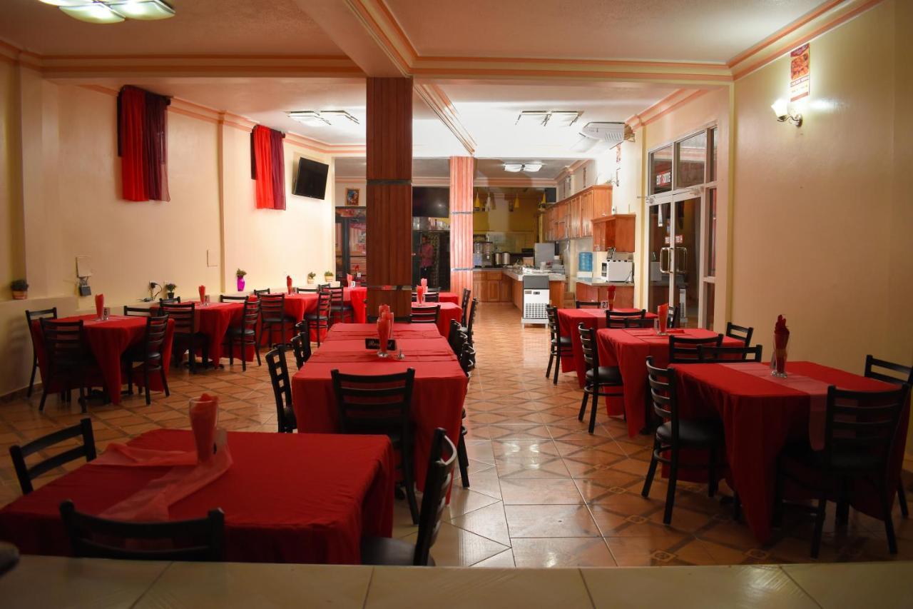 La Pepiniere Hotel Pétionville Extérieur photo