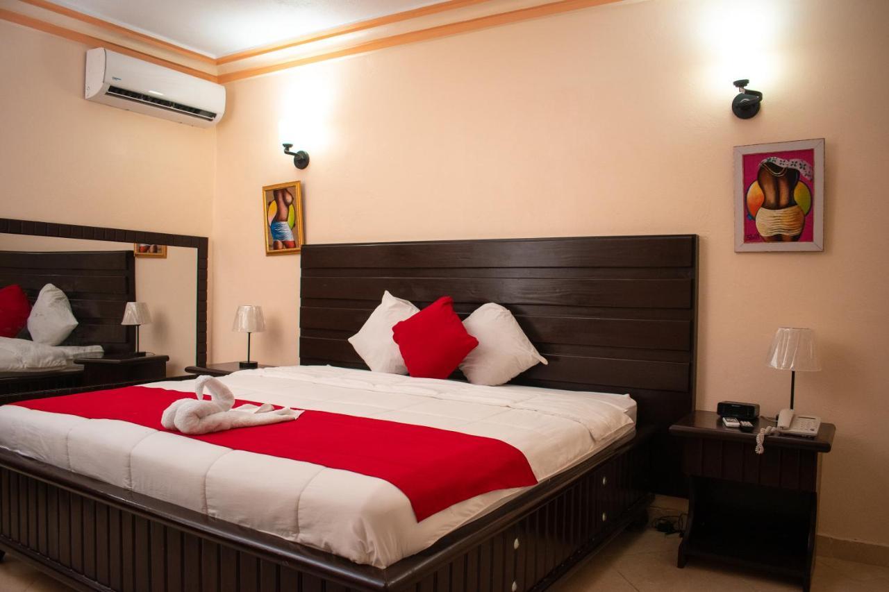 La Pepiniere Hotel Pétionville Extérieur photo